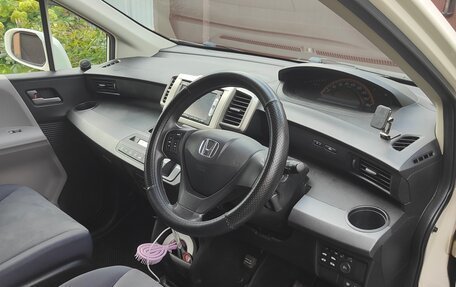 Honda Freed I, 2008 год, 1 200 000 рублей, 7 фотография
