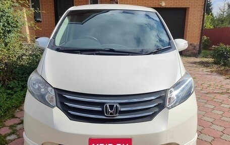 Honda Freed I, 2008 год, 1 200 000 рублей, 2 фотография