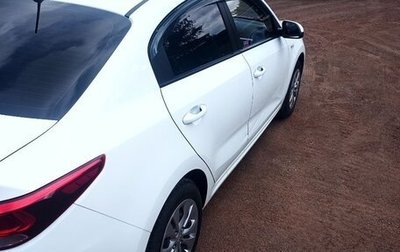 KIA Rio IV, 2018 год, 1 000 000 рублей, 1 фотография