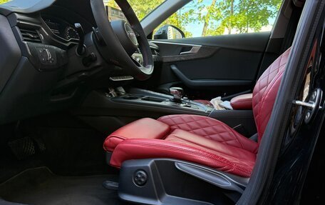 Audi A4, 2020 год, 4 200 000 рублей, 15 фотография