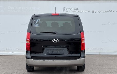 Hyundai H-1 II рестайлинг, 2016 год, 2 055 000 рублей, 6 фотография