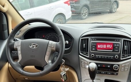 Hyundai H-1 II рестайлинг, 2016 год, 2 055 000 рублей, 9 фотография