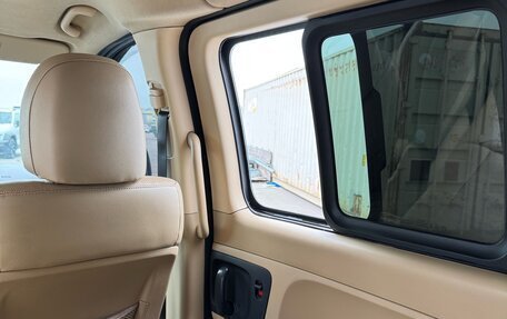 Hyundai H-1 II рестайлинг, 2016 год, 2 055 000 рублей, 23 фотография