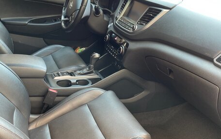 Hyundai Tucson III, 2016 год, 2 000 000 рублей, 9 фотография