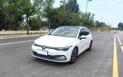 Volkswagen Golf VIII, 2021 год, 2 350 000 рублей, 1 фотография