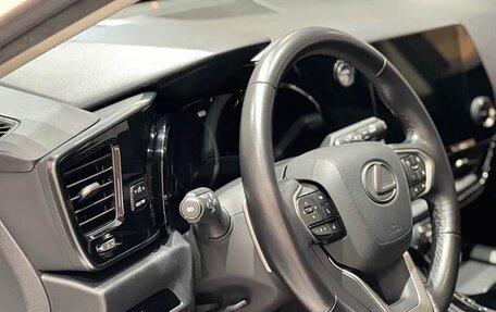 Lexus NX, 2022 год, 3 523 000 рублей, 10 фотография