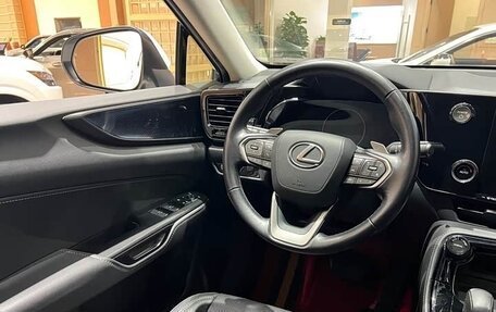 Lexus NX, 2022 год, 3 523 000 рублей, 11 фотография
