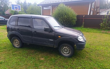Chevrolet Niva I рестайлинг, 2010 год, 130 000 рублей, 10 фотография