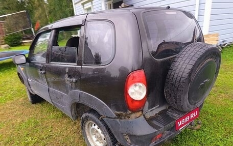 Chevrolet Niva I рестайлинг, 2010 год, 130 000 рублей, 7 фотография