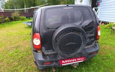 Chevrolet Niva I рестайлинг, 2010 год, 130 000 рублей, 8 фотография