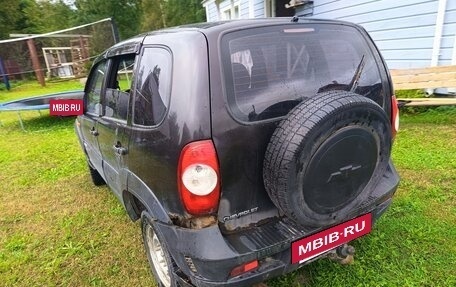 Chevrolet Niva I рестайлинг, 2010 год, 130 000 рублей, 13 фотография