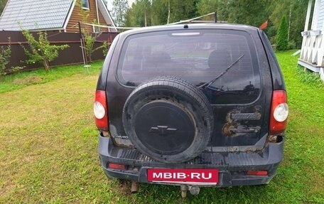 Chevrolet Niva I рестайлинг, 2010 год, 130 000 рублей, 9 фотография