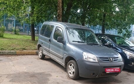 Peugeot Partner II рестайлинг 2, 2010 год, 550 000 рублей, 6 фотография