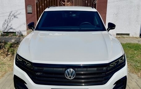 Volkswagen Touareg III, 2018 год, 3 777 000 рублей, 6 фотография
