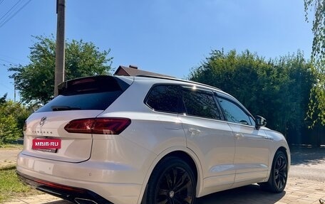 Volkswagen Touareg III, 2018 год, 3 777 000 рублей, 10 фотография