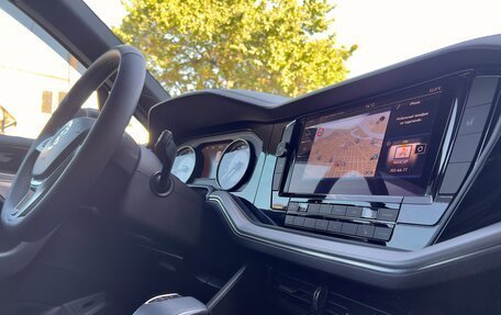 Volkswagen Touareg III, 2018 год, 3 777 000 рублей, 20 фотография