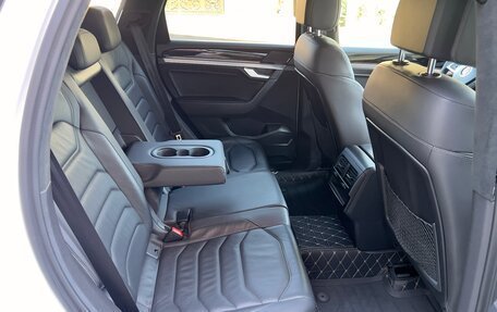 Volkswagen Touareg III, 2018 год, 3 777 000 рублей, 25 фотография