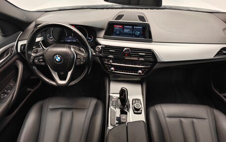 BMW 5 серия, 2019 год, 2 850 000 рублей, 12 фотография