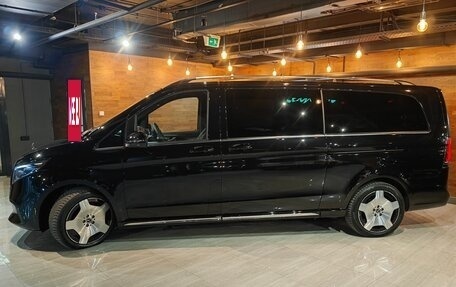 Mercedes-Benz V-Класс, 2025 год, 14 400 000 рублей, 2 фотография
