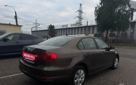 Volkswagen Jetta VI, 2012 год, 890 000 рублей, 3 фотография