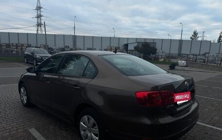 Volkswagen Jetta VI, 2012 год, 890 000 рублей, 4 фотография