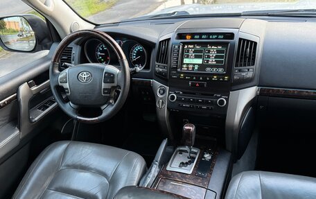 Toyota Land Cruiser 200, 2007 год, 2 300 000 рублей, 6 фотография