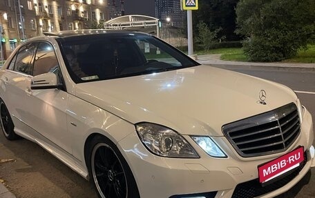 Mercedes-Benz E-Класс, 2011 год, 1 450 000 рублей, 3 фотография