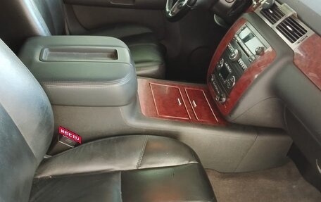 Chevrolet Tahoe III, 2008 год, 1 249 000 рублей, 11 фотография