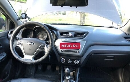 KIA Rio III рестайлинг, 2017 год, 1 000 000 рублей, 2 фотография