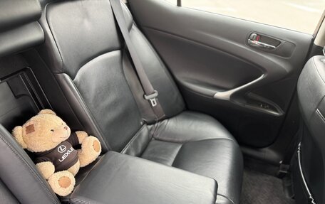 Lexus IS II рестайлинг 2, 2007 год, 1 350 000 рублей, 20 фотография