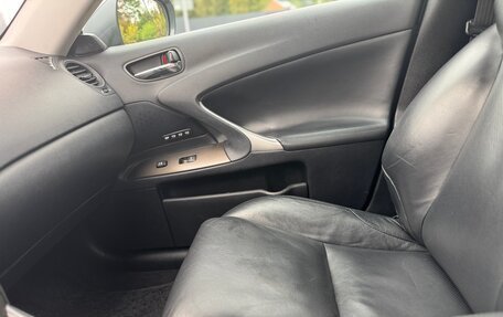 Lexus IS II рестайлинг 2, 2007 год, 1 350 000 рублей, 28 фотография