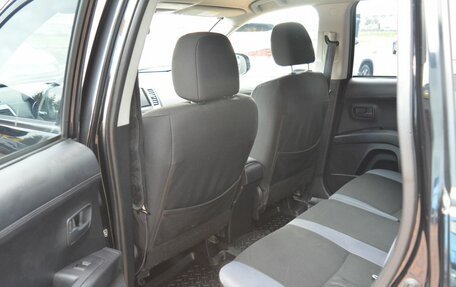 Mitsubishi Outlander III рестайлинг 3, 2010 год, 999 000 рублей, 13 фотография