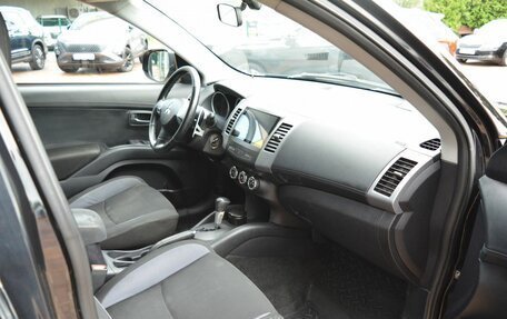 Mitsubishi Outlander III рестайлинг 3, 2010 год, 999 000 рублей, 16 фотография