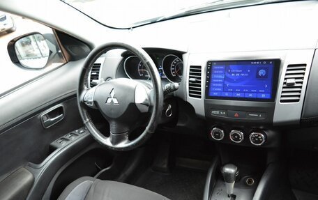 Mitsubishi Outlander III рестайлинг 3, 2010 год, 999 000 рублей, 18 фотография