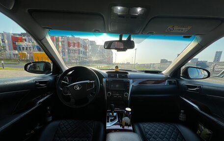 Toyota Camry, 2014 год, 1 850 000 рублей, 15 фотография