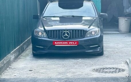 Mercedes-Benz C-Класс, 2010 год, 999 999 рублей, 2 фотография