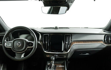 Volvo S60 III, 2020 год, 2 979 898 рублей, 13 фотография