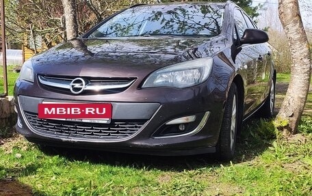 Opel Astra J, 2013 год, 850 000 рублей, 10 фотография