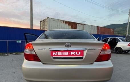 Toyota Camry V40, 2004 год, 900 000 рублей, 4 фотография