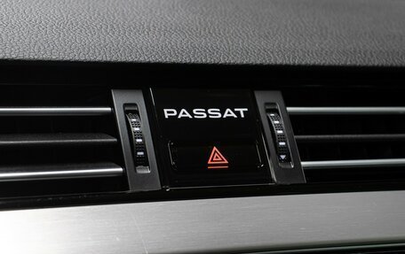 Volkswagen Passat B8 рестайлинг, 2019 год, 2 798 000 рублей, 10 фотография