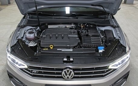 Volkswagen Passat B8 рестайлинг, 2019 год, 2 798 000 рублей, 9 фотография