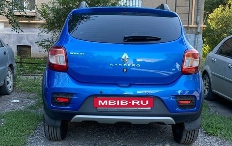 Renault Sandero II рестайлинг, 2018 год, 1 050 000 рублей, 4 фотография