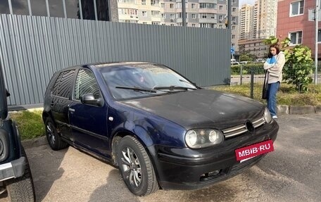 Volkswagen Golf IV, 1998 год, 250 000 рублей, 2 фотография