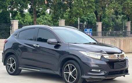 Honda Vezel, 2020 год, 2 700 010 рублей, 3 фотография