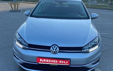 Volkswagen Golf VII, 2020 год, 1 620 000 рублей, 2 фотография