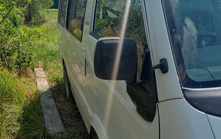 Mazda Bongo IV, 2001 год, 410 000 рублей, 3 фотография