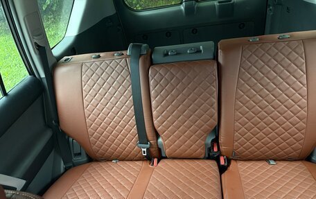 Toyota Land Cruiser Prado 150 рестайлинг 2, 2010 год, 2 390 000 рублей, 8 фотография