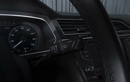 Volkswagen Tiguan II, 2016 год, 2 449 000 рублей, 21 фотография
