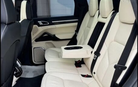 Porsche Cayenne III, 2016 год, 4 350 000 рублей, 17 фотография