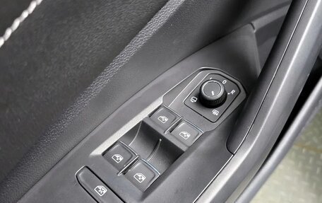 Volkswagen Jetta VII, 2024 год, 2 585 000 рублей, 15 фотография